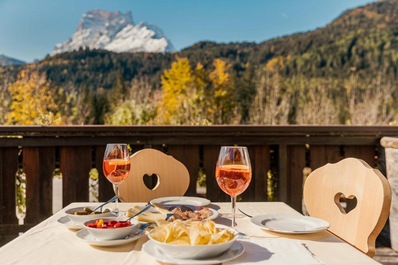 Locanda Montana San Vito di Cadore Eksteriør billede